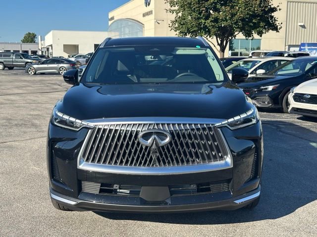 New 2026 INFINITI QX60 Luxe image 2