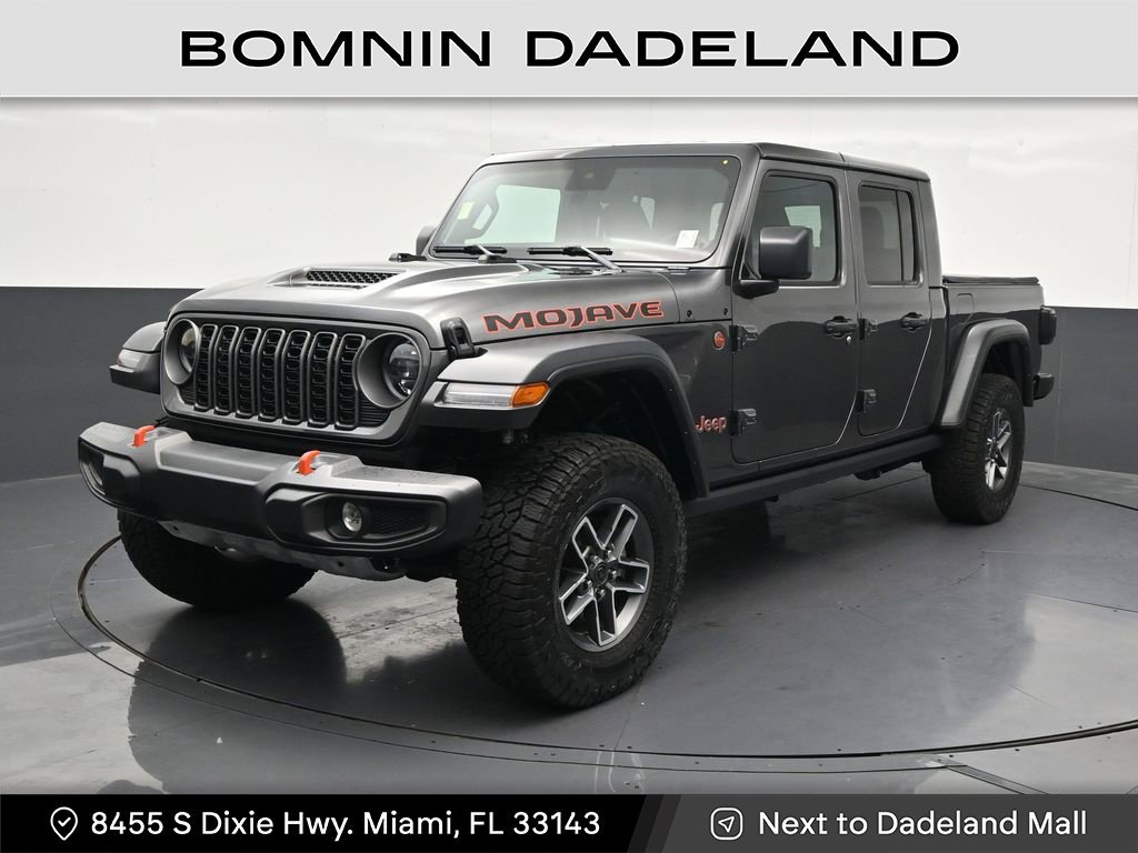 Used 2025 Jeep Gladiator Mojave w/ Convenience Group AWD/4WD image 1