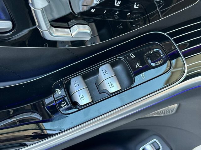 Certified 2025 Mercedes-Benz S 580 4MATIC Sedan image 12