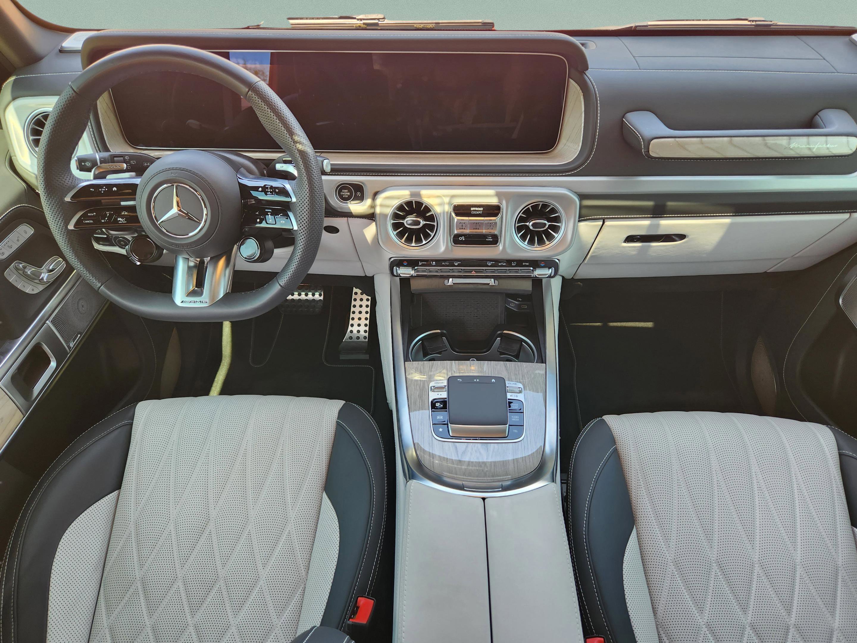 Used 2025 Mercedes-Benz G 63 AMG 4MATIC image 27