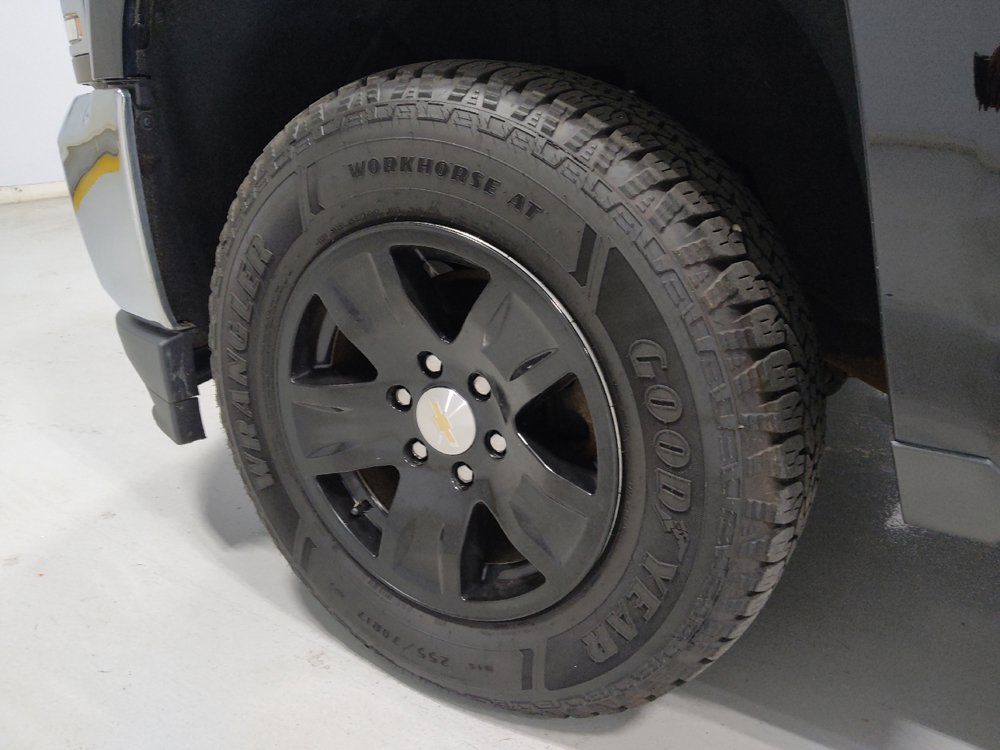 Used 2018 Chevrolet Silverado 1500 LT w/ All Star Edition AWD/4WD image 31