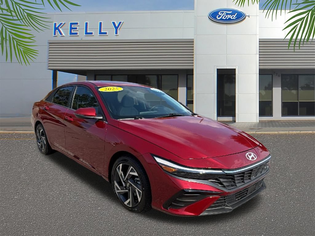 Used 2025 Hyundai Elantra Limited FWD image 7