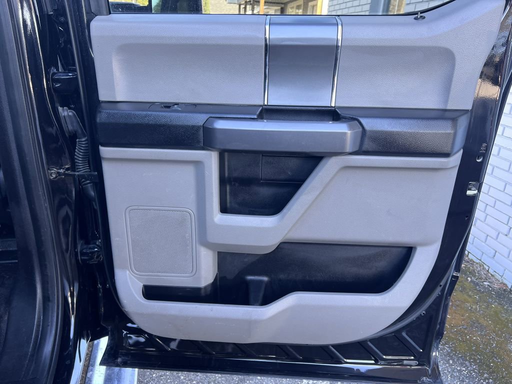 Used 2019 Ford F250 XLT w/ XLT Premium Package image 19