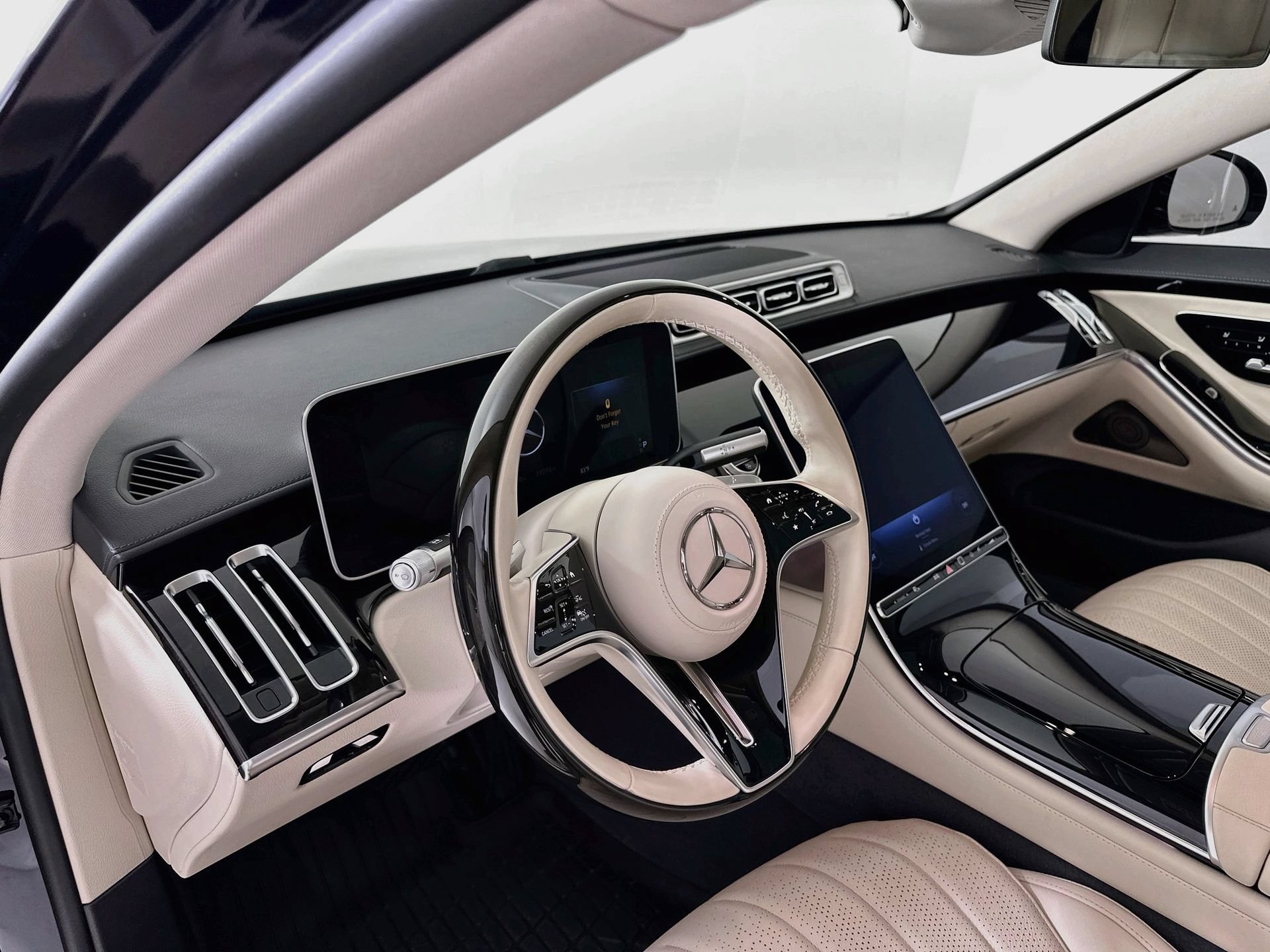 Certified 2023 Mercedes-Benz S 500 4MATIC image 10