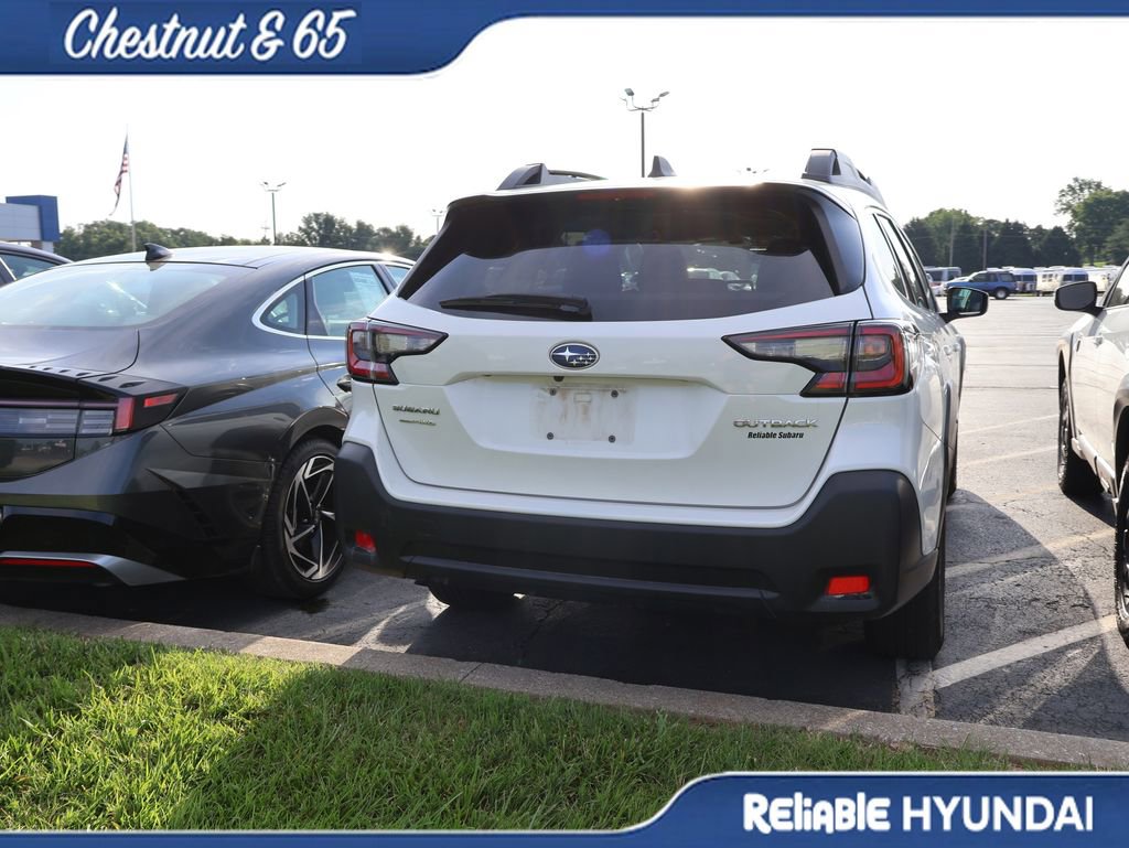 Used 2024 Subaru Outback Premium AWD/4WD image 21