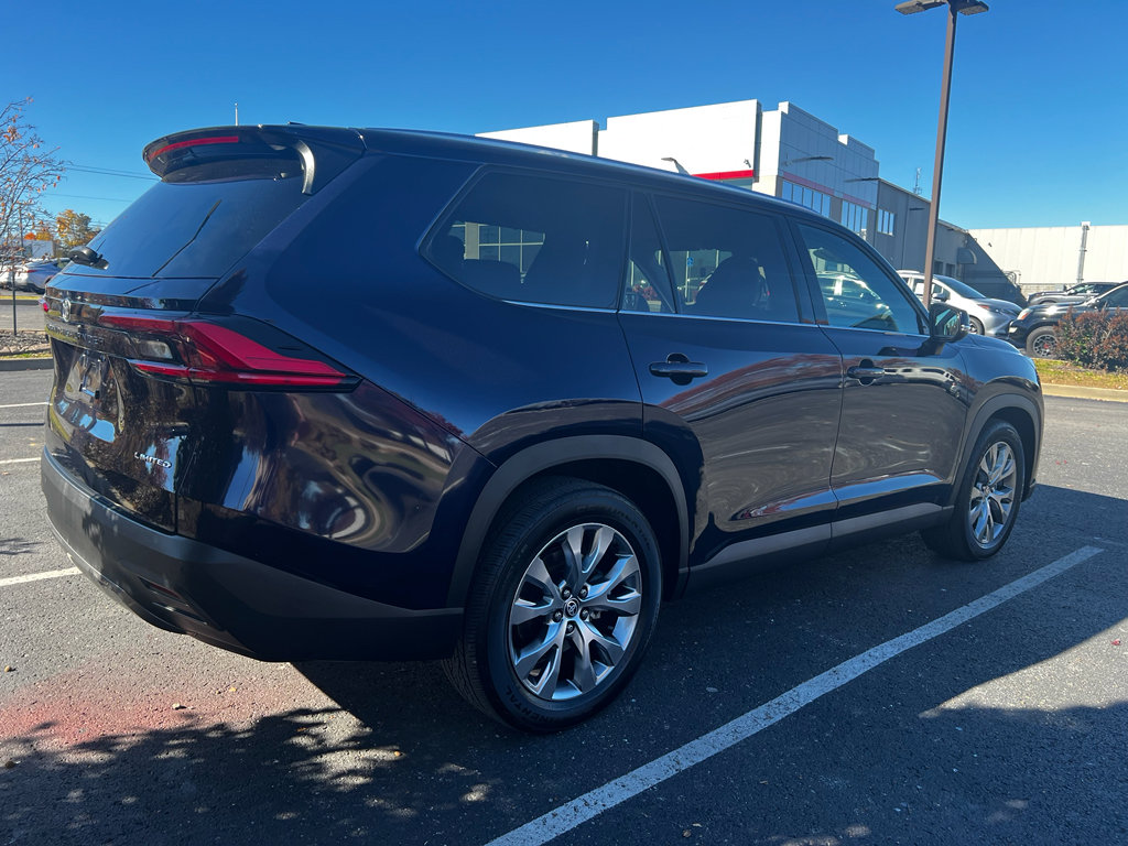 Used 2024 Toyota Grand Highlander Limited image 2