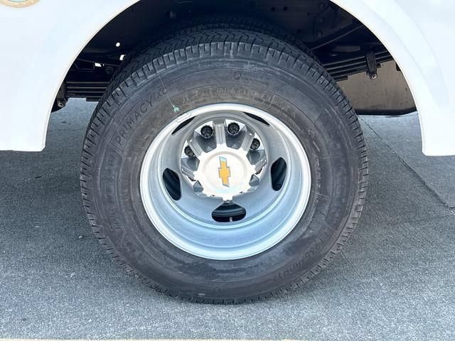New 2026 Chevrolet Silverado 3500 W/T w/ WT Convenience Package AWD/4WD image 21