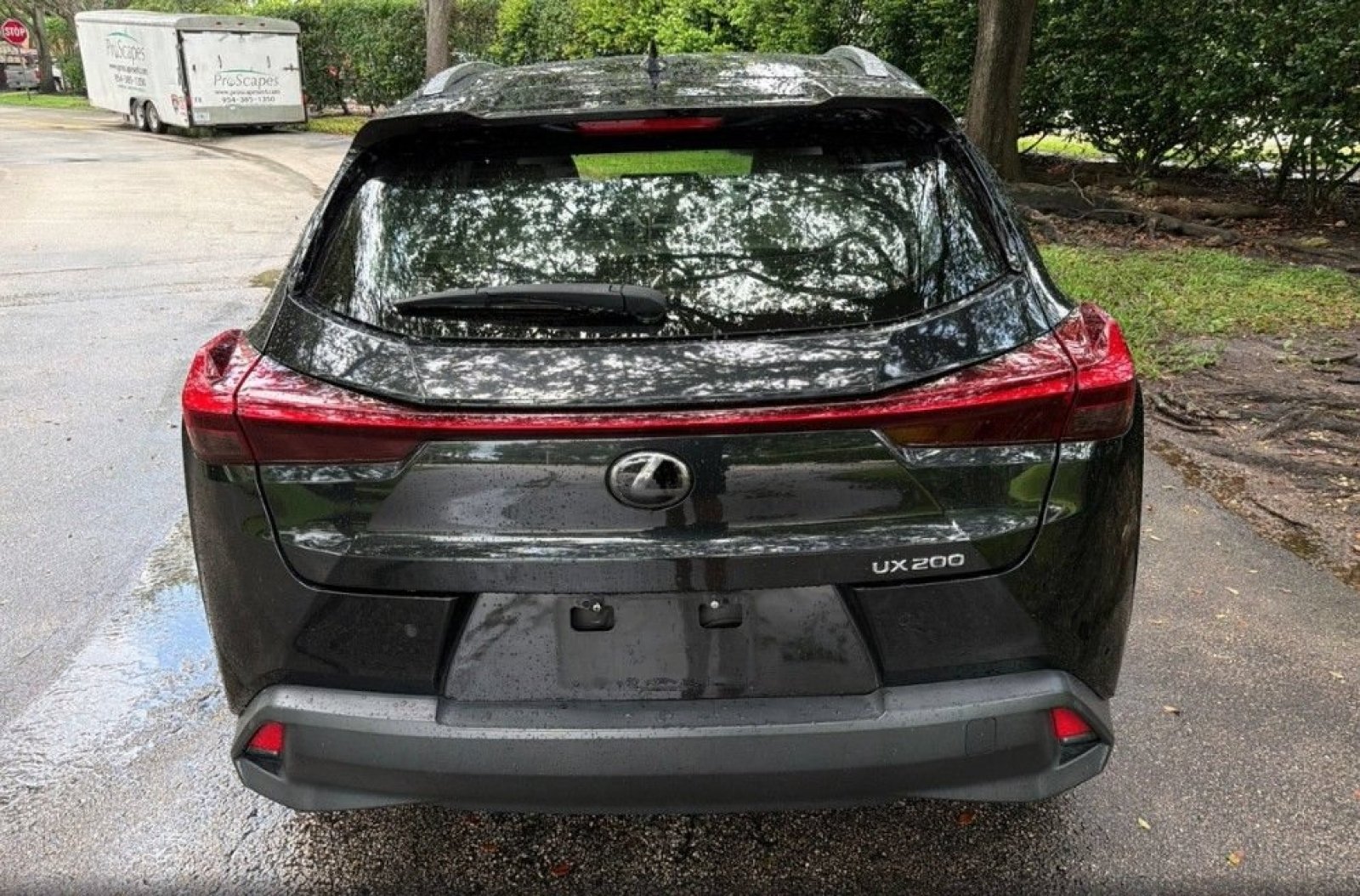 Used 2021 Lexus UX 200 w/ Accessory Package (Z1) FWD image 8