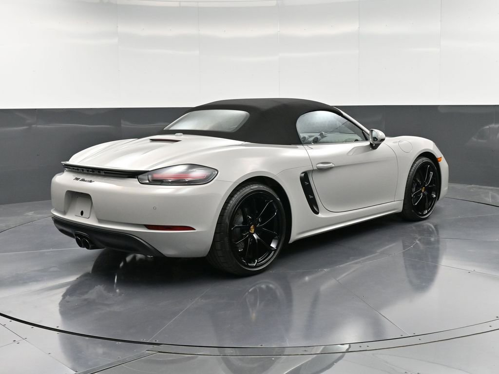 New 2025 Porsche 718 Boxster RWD image 8