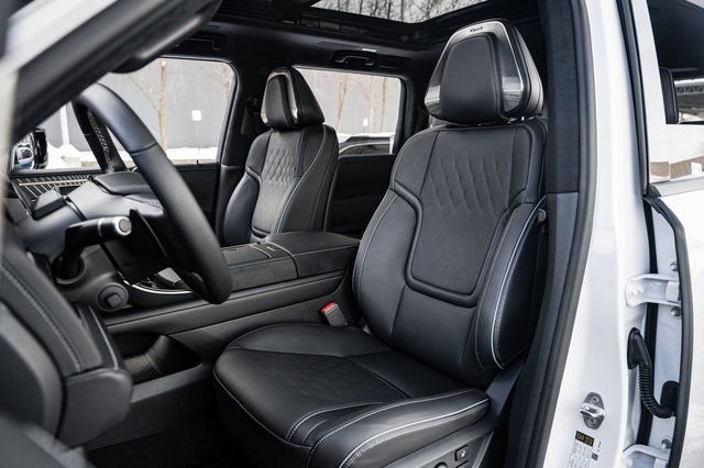 New 2026 INFINITI QX80 Autograph w/ Premium Cargo Package image 18