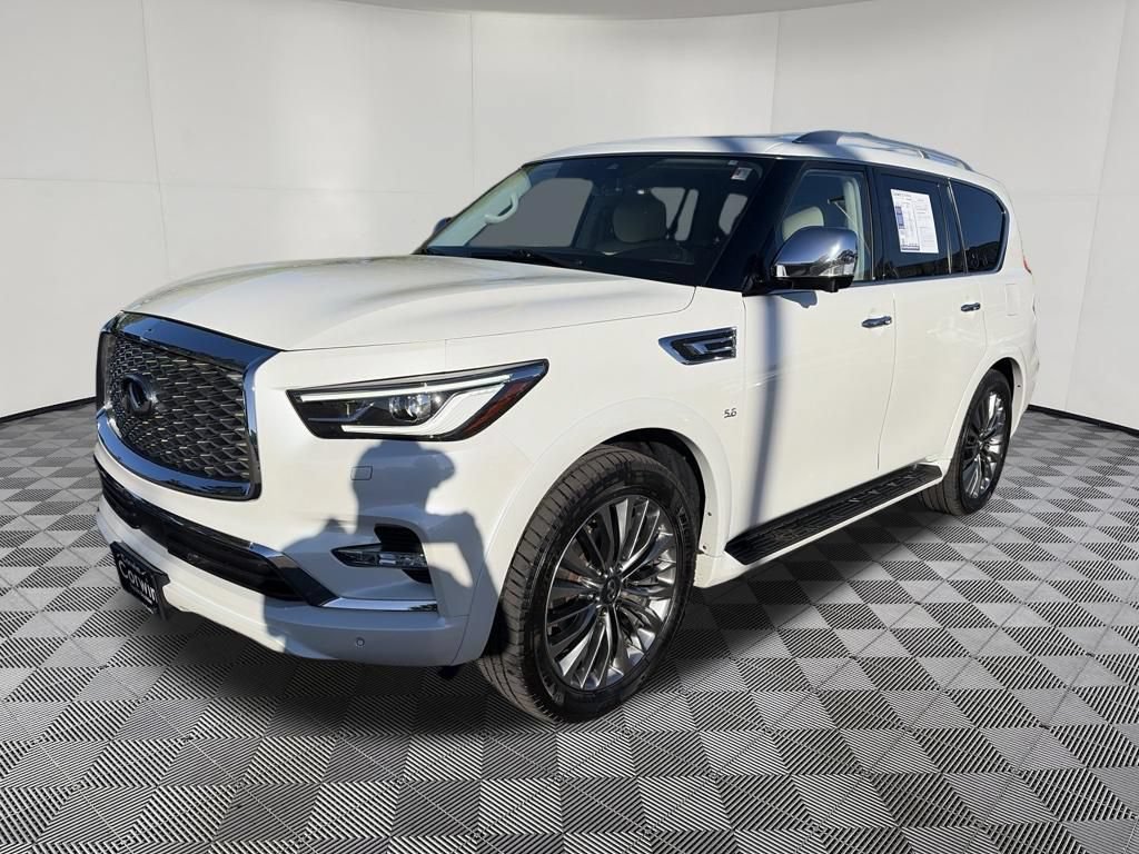 Used 2018 INFINITI QX80 4WD w/ Deluxe Technology Package image 4