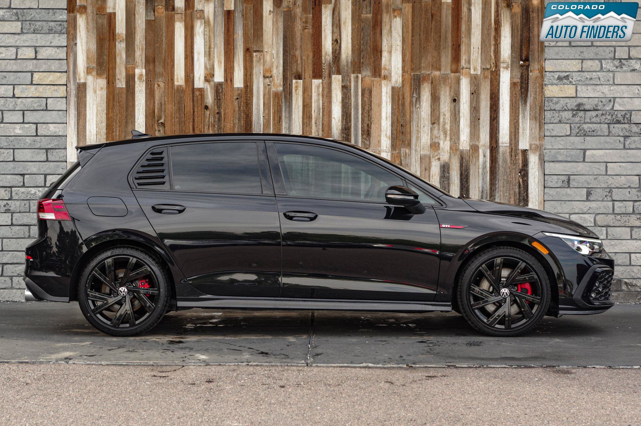 Used 2022 Volkswagen GTI SE w/ SE Leather Package FWD image 8