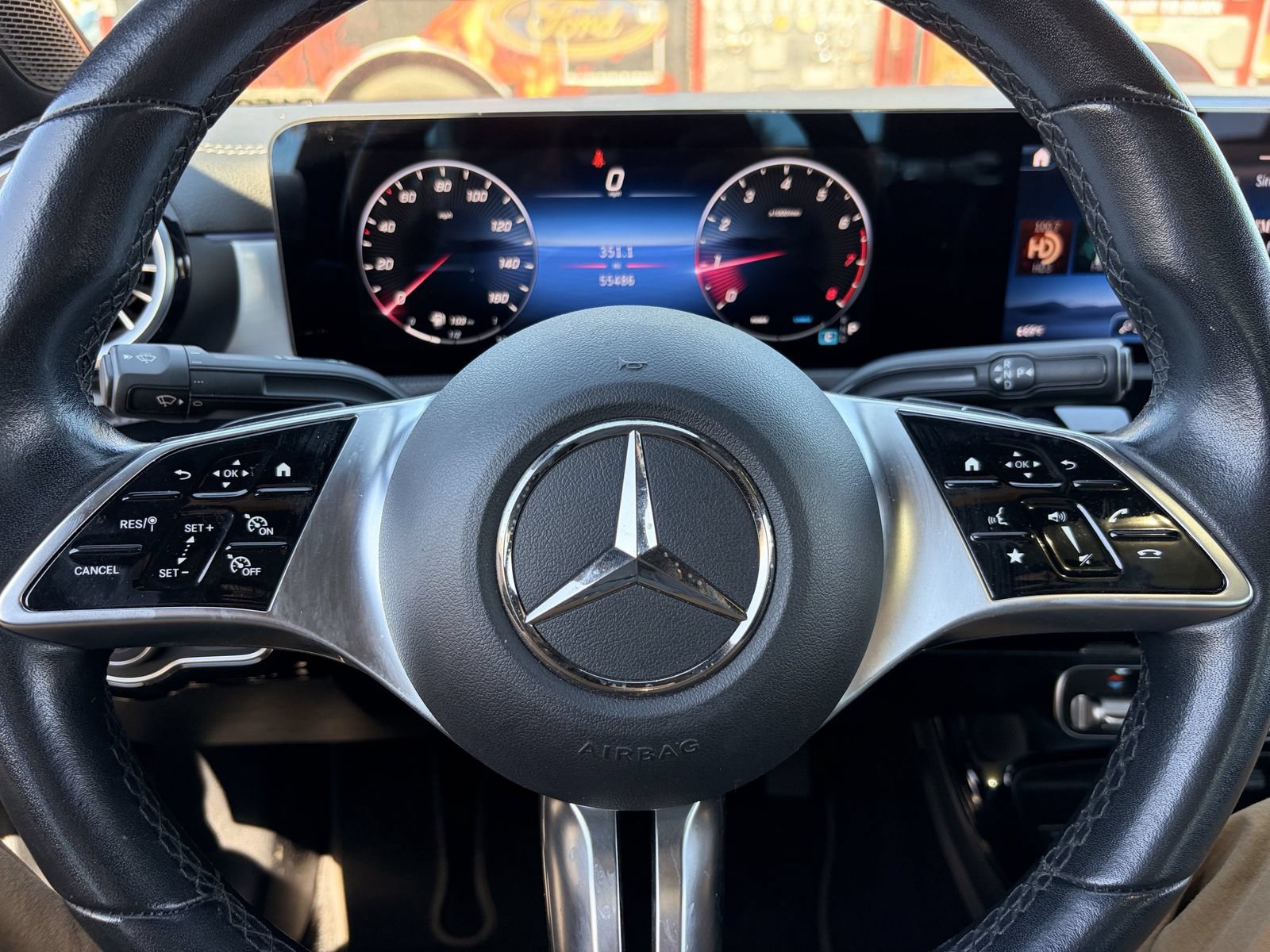 Used 2025 Mercedes-Benz CLA 250 image 34