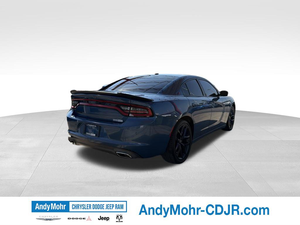 Used 2020 Dodge Charger SXT w/ Blacktop Package RWD image 7