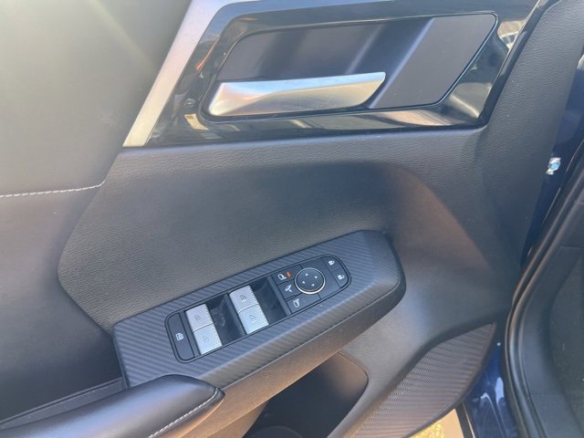 Used 2023 Mitsubishi Outlander SE image 9