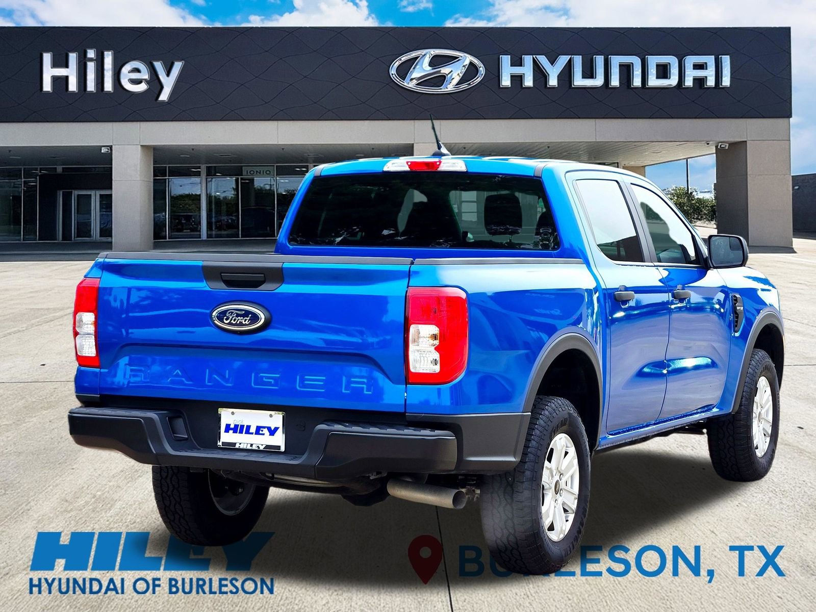 Used 2025 Ford Ranger XL image 4