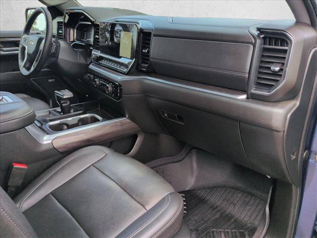 Used 2022 Chevrolet Silverado 1500 LTZ w/ LTZ Premium Package AWD/4WD image 30