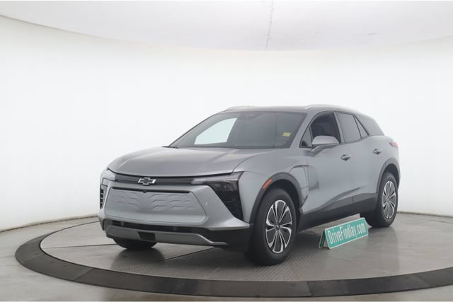 Used 2025 Chevrolet Blazer EV LT AWD/4WD image 10