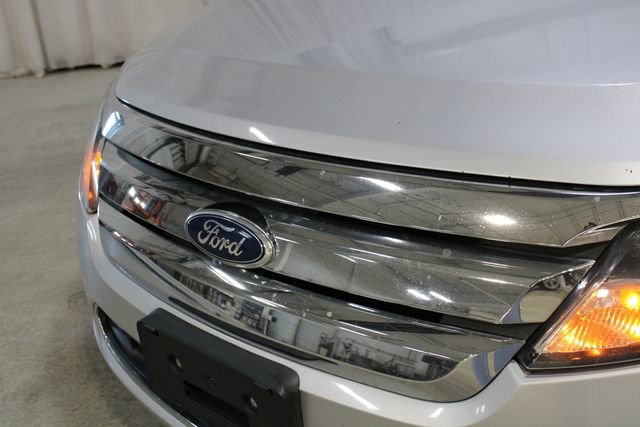 Used 2011 Ford Fusion SE FWD image 30