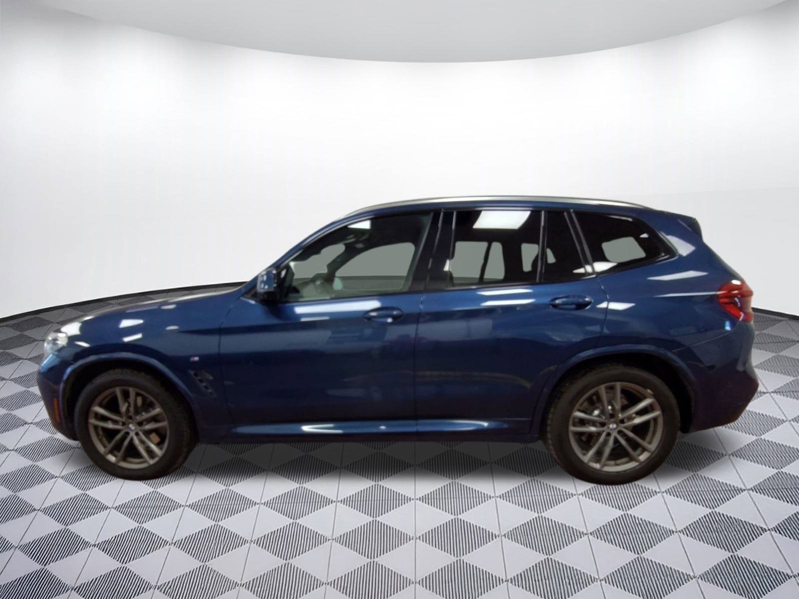 Used 2019 BMW X3 xDrive30i image 2