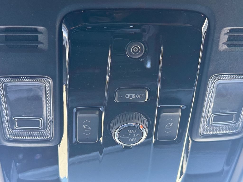 New 2026 Chevrolet Tahoe LT w/ Comfort Package AWD/4WD image 18