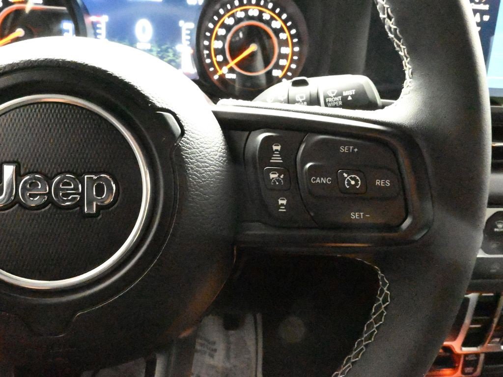 Certified 2025 Jeep Wrangler Unlimited Rubicon image 27