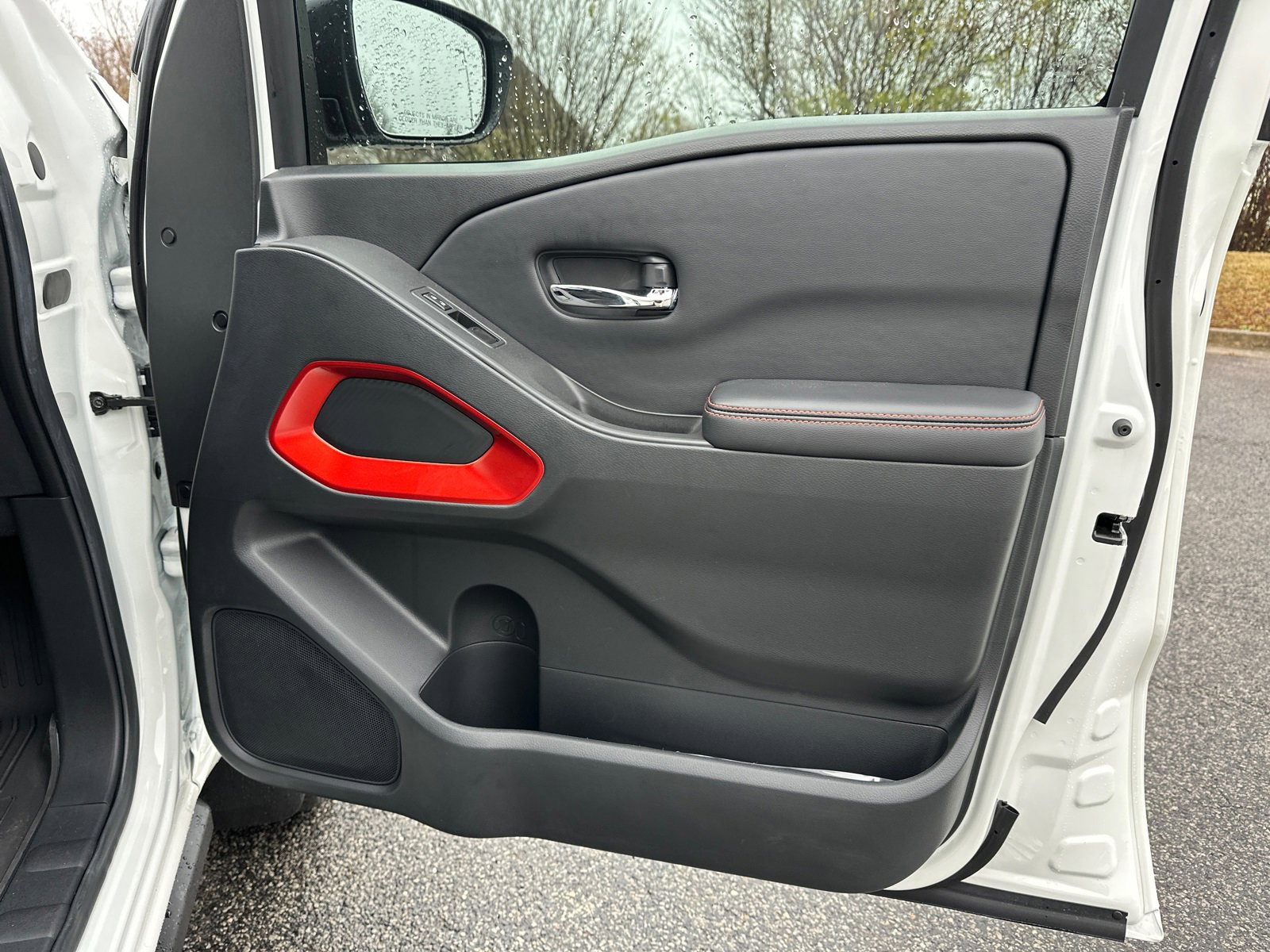 New 2025 Nissan Frontier PRO-4X image 14