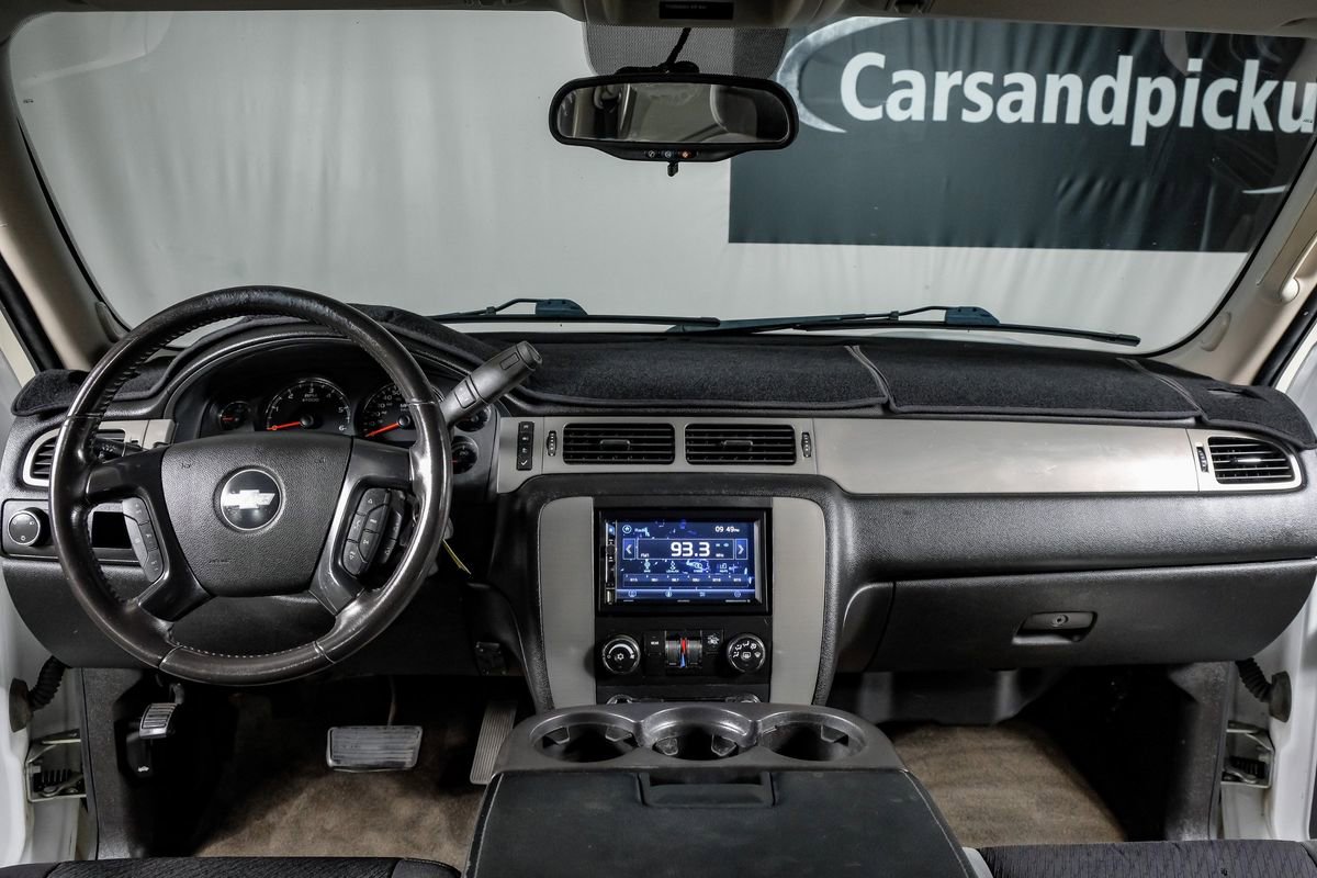 Used 2009 Chevrolet Tahoe LS image 14