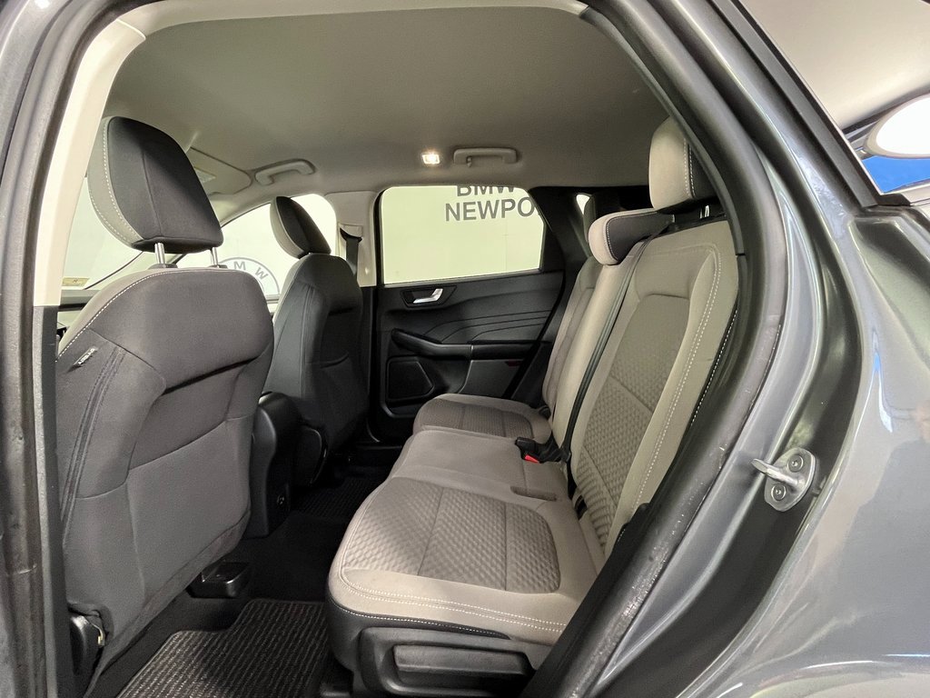 Used 2021 Ford Escape SE image 21