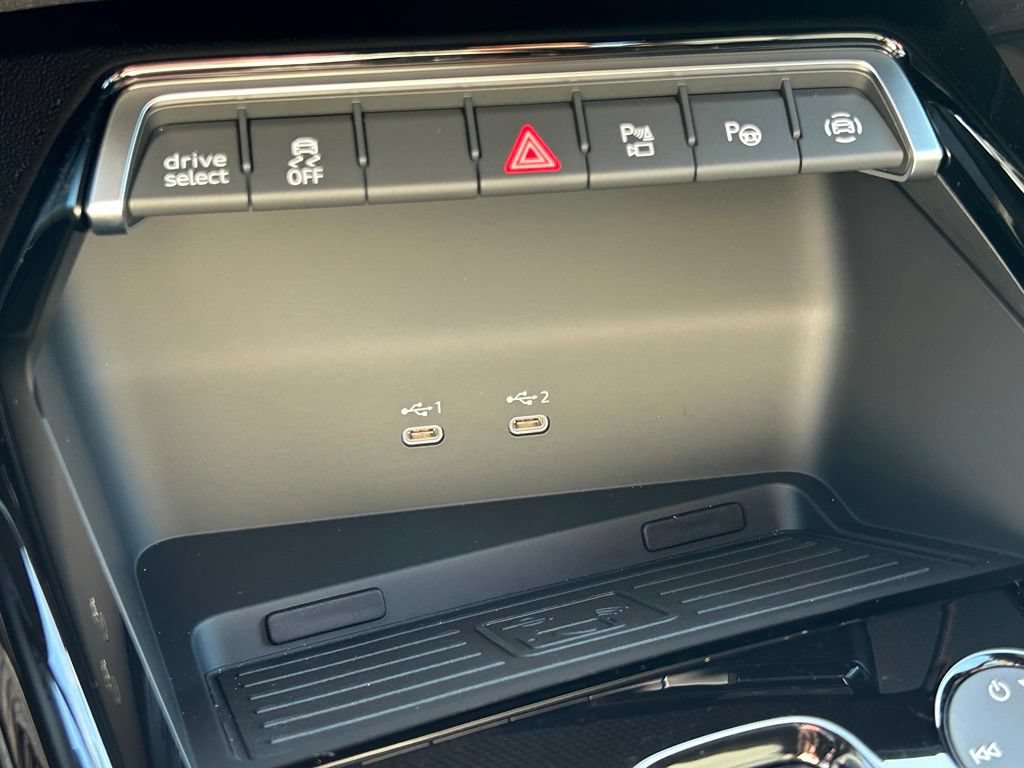 New 2026 Audi RS 3 AWD/4WD image 36