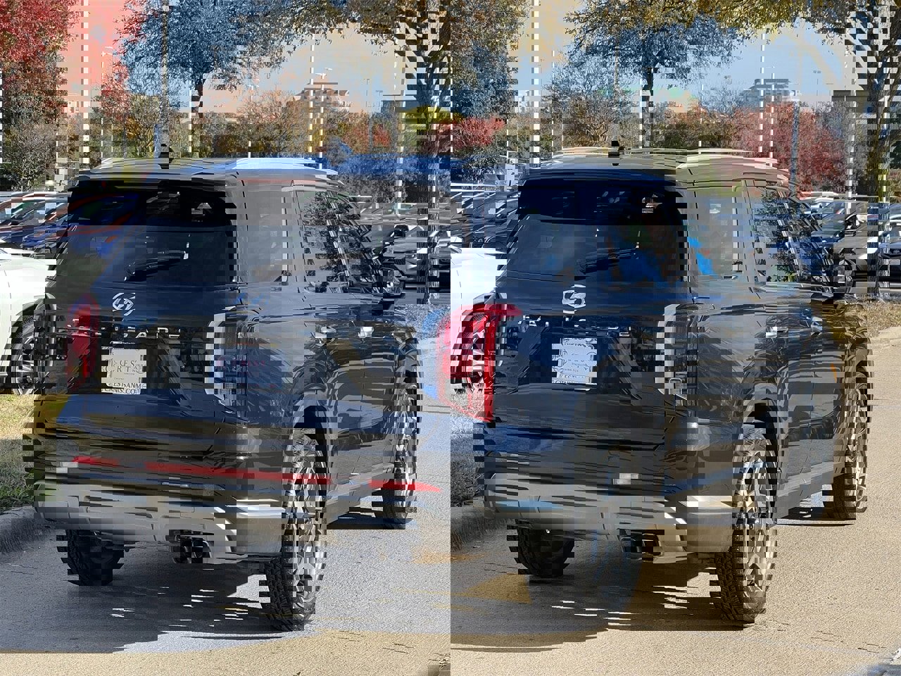 Used 2024 Hyundai Palisade Limited image 4