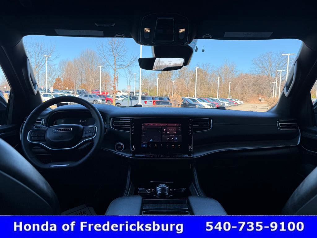 Used 2024 Jeep Wagoneer L Series II w/ Flexible Seating Group image 52