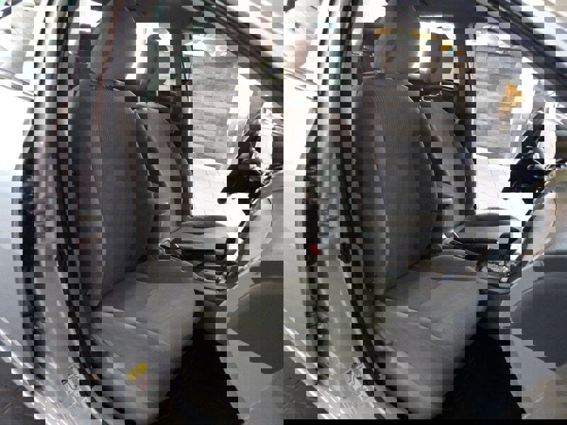 Used 2010 Toyota Corolla image 22