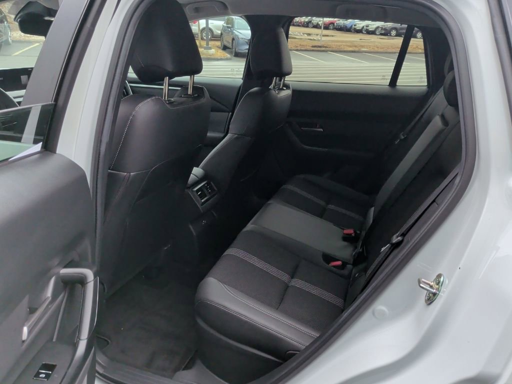 Certified 2025 MAZDA CX-50 2.5 Hybrid w/ Preferred Pkg image 11