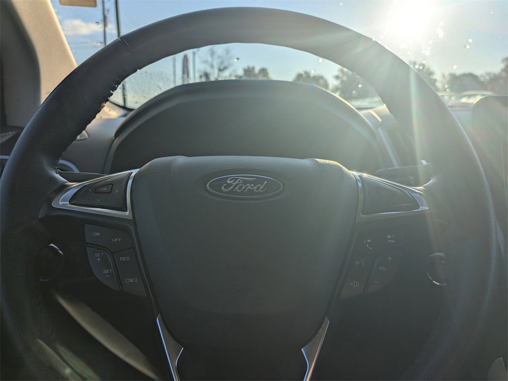 Used 2024 Ford Edge SEL image 29