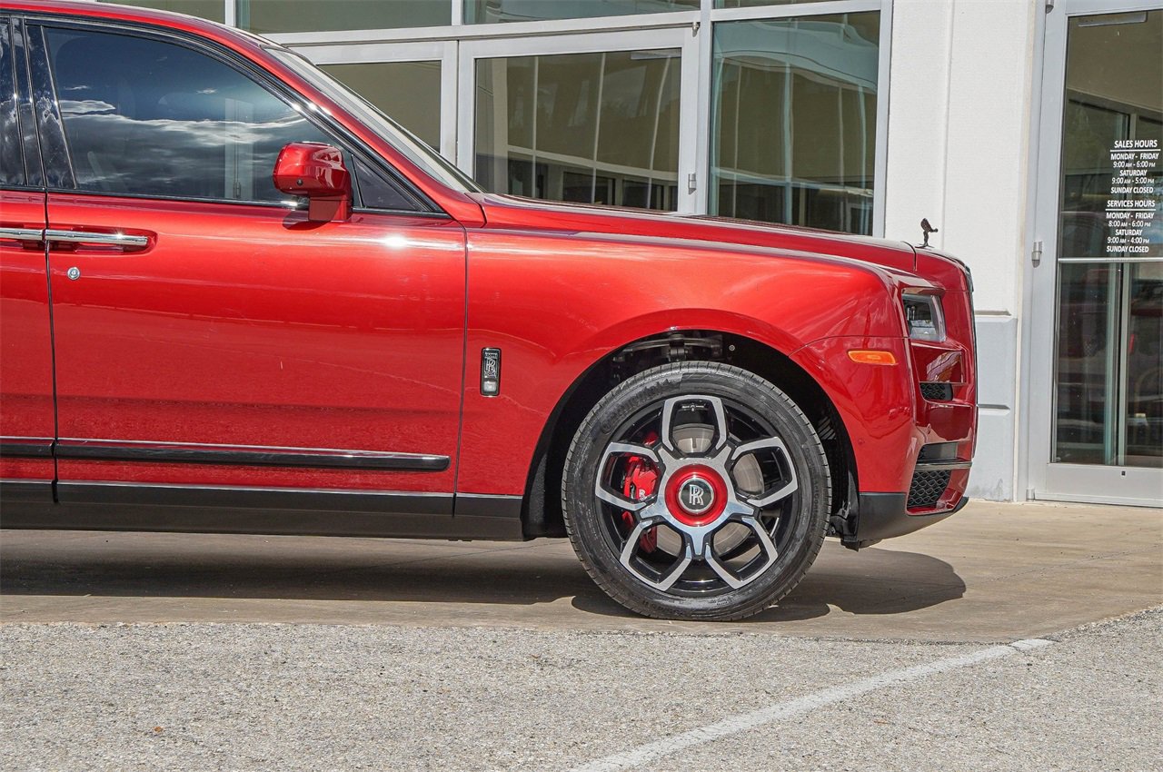 Certified 2024 Rolls-Royce Cullinan Black Badge w/ Dark Exterior Package image 9