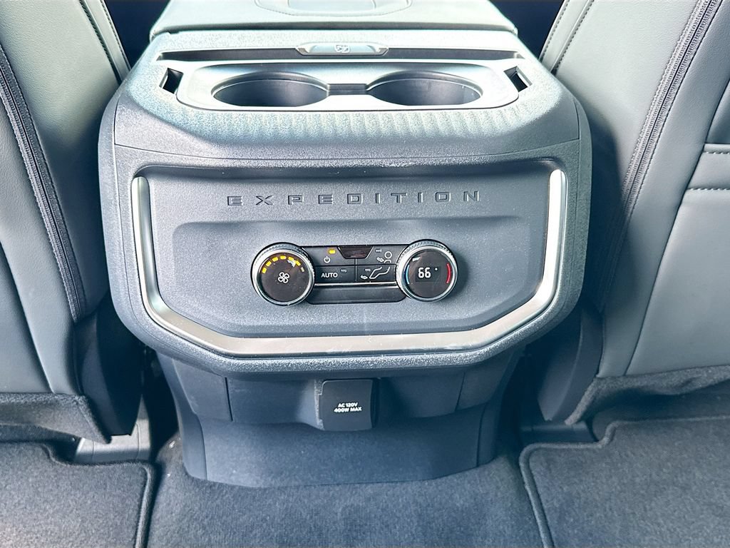 New 2026 Ford Expedition Active RWD image 30