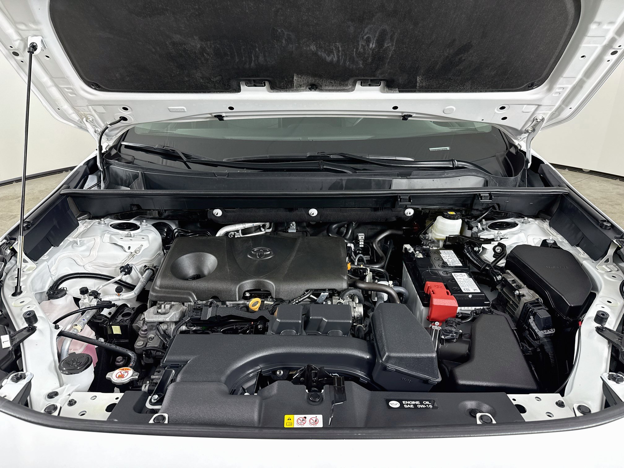 Certified 2025 Toyota RAV4 XLE AWD/4WD image 30