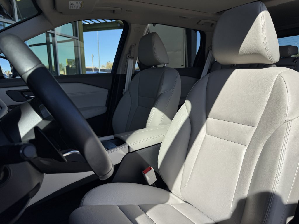 Used 2023 Nissan Rogue SL w/ SL Premium Package FWD image 36