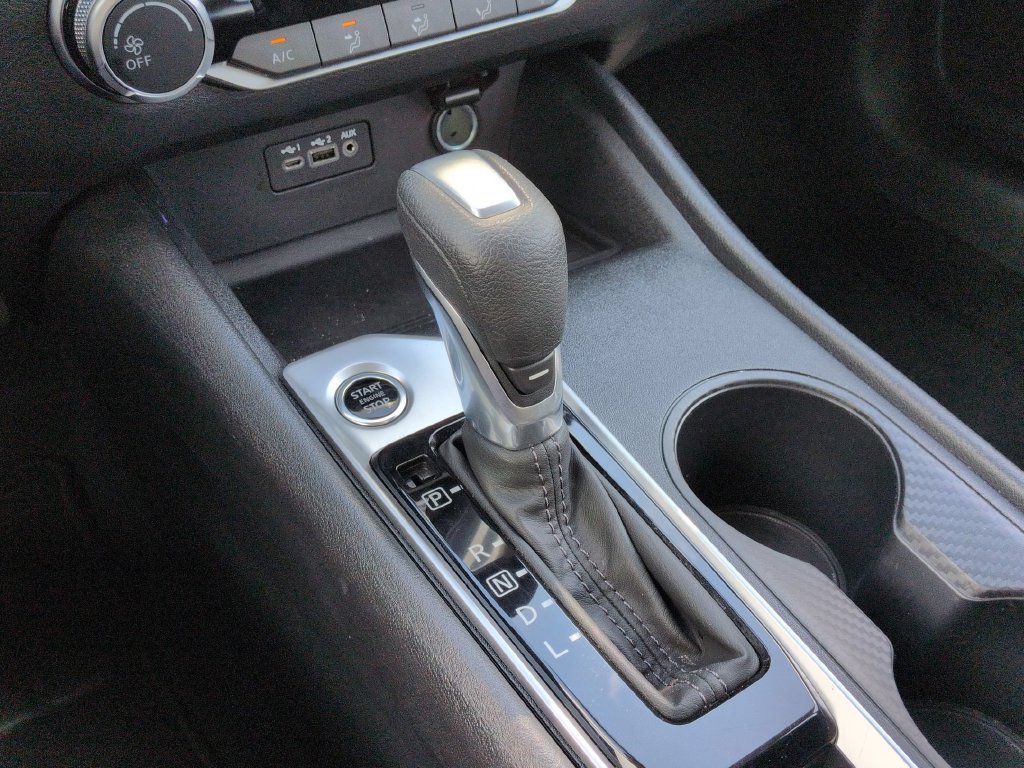 Used 2025 Nissan Altima 2.5 SV FWD image 19