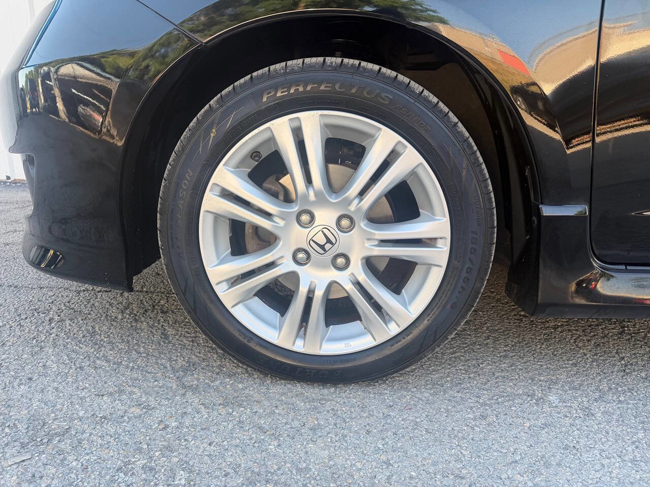 Used 2010 Honda Fit Sport image 34