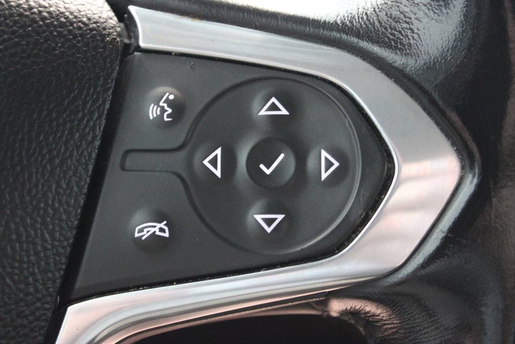 Used 2019 Chevrolet Traverse LT w/ LPO, Cargo Package AWD/4WD image 23