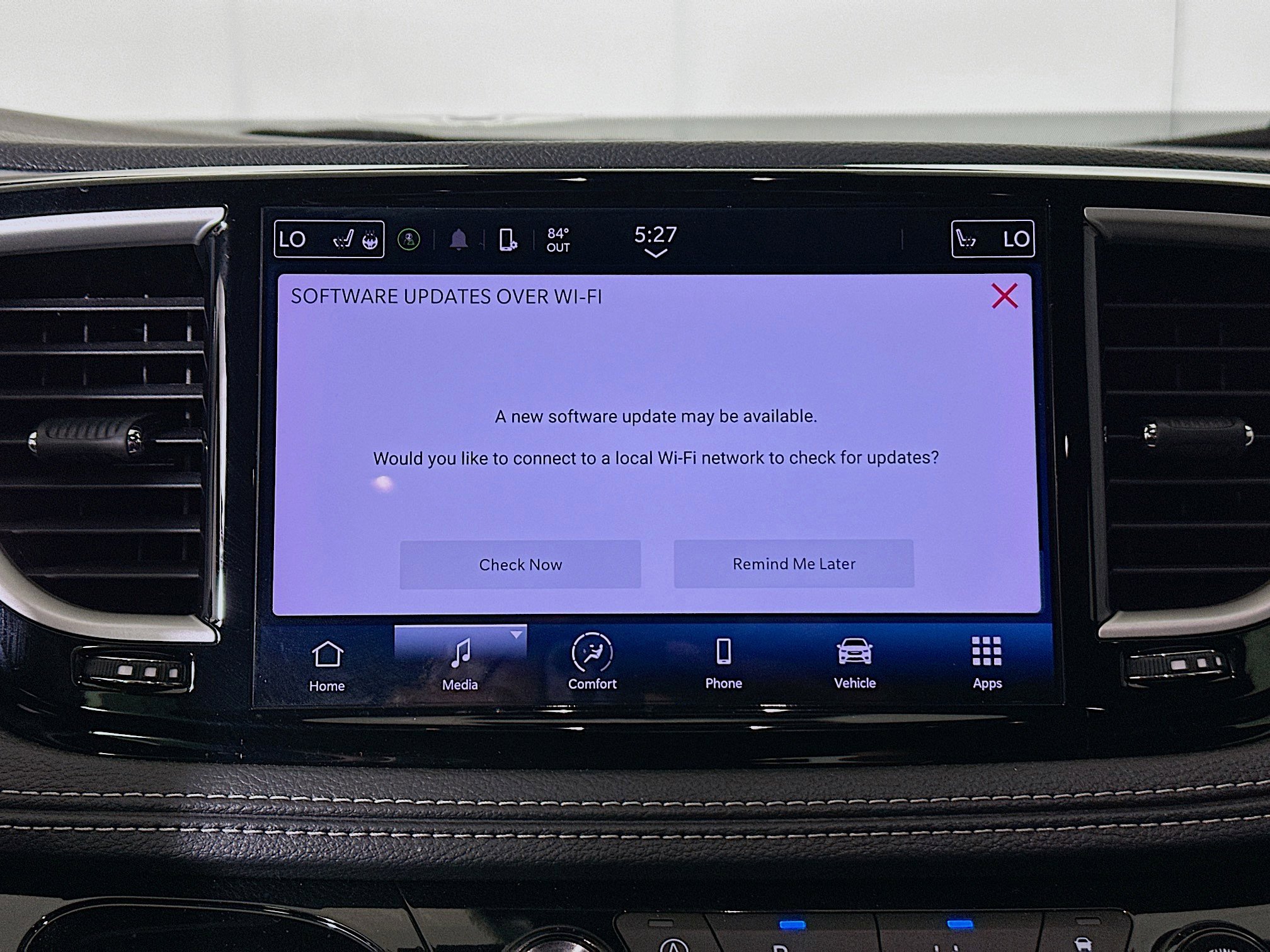 Used 2023 Chrysler Pacifica Touring-L w/ S Appearance Package FWD image 24