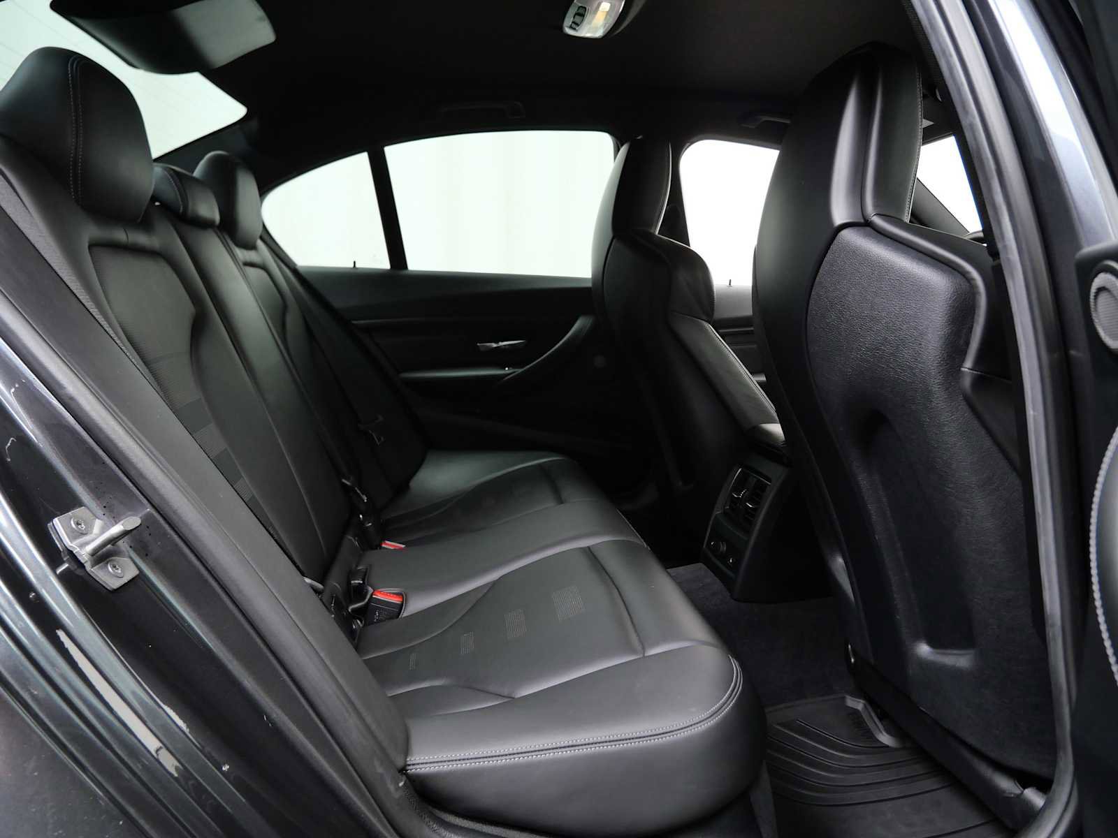 Used 2016 BMW M3 image 14