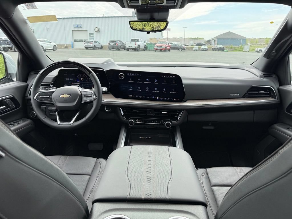 New 2026 Chevrolet Tahoe High Country AWD/4WD image 14