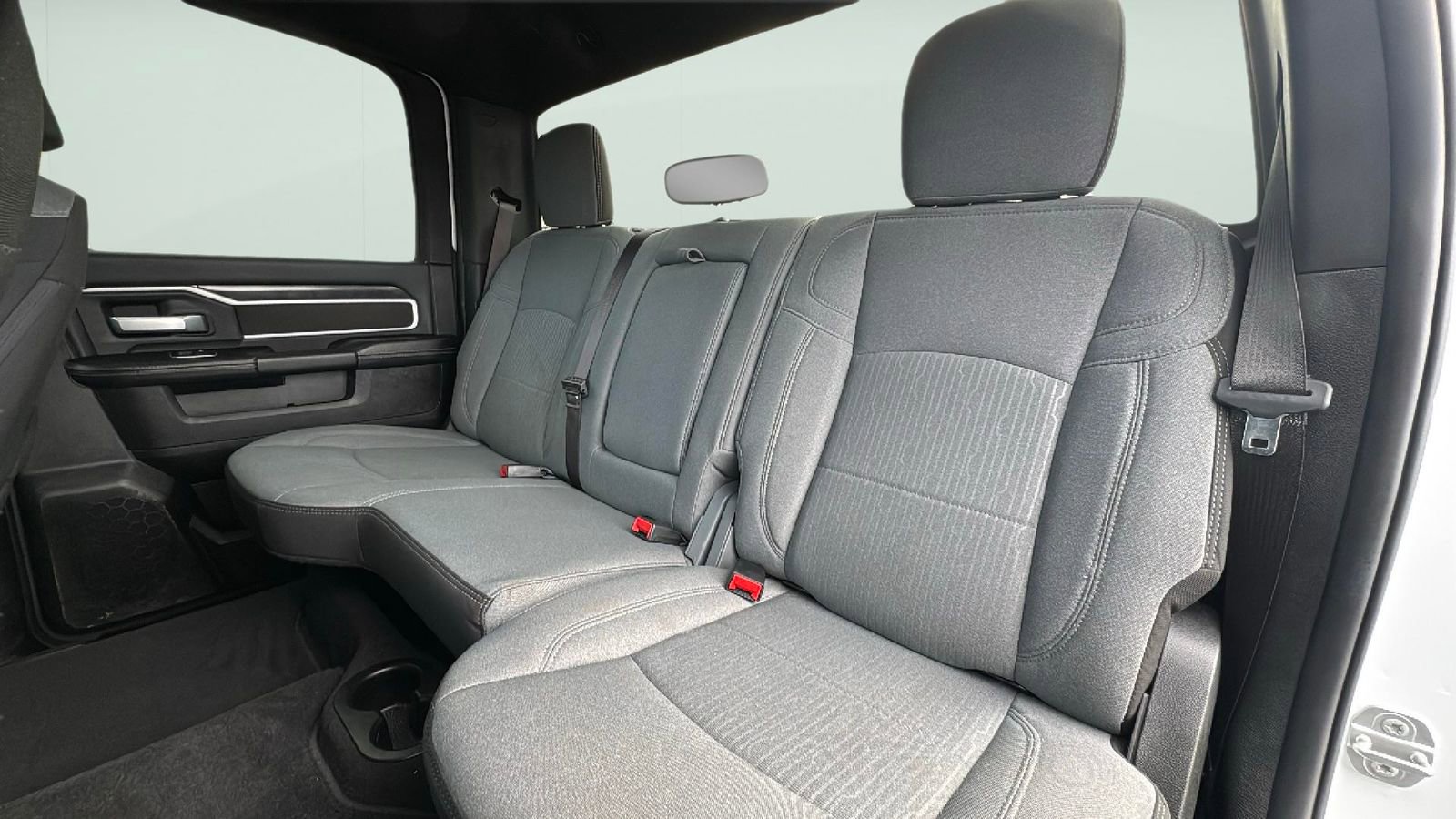 Used 2024 RAM 2500 Big Horn AWD/4WD image 25
