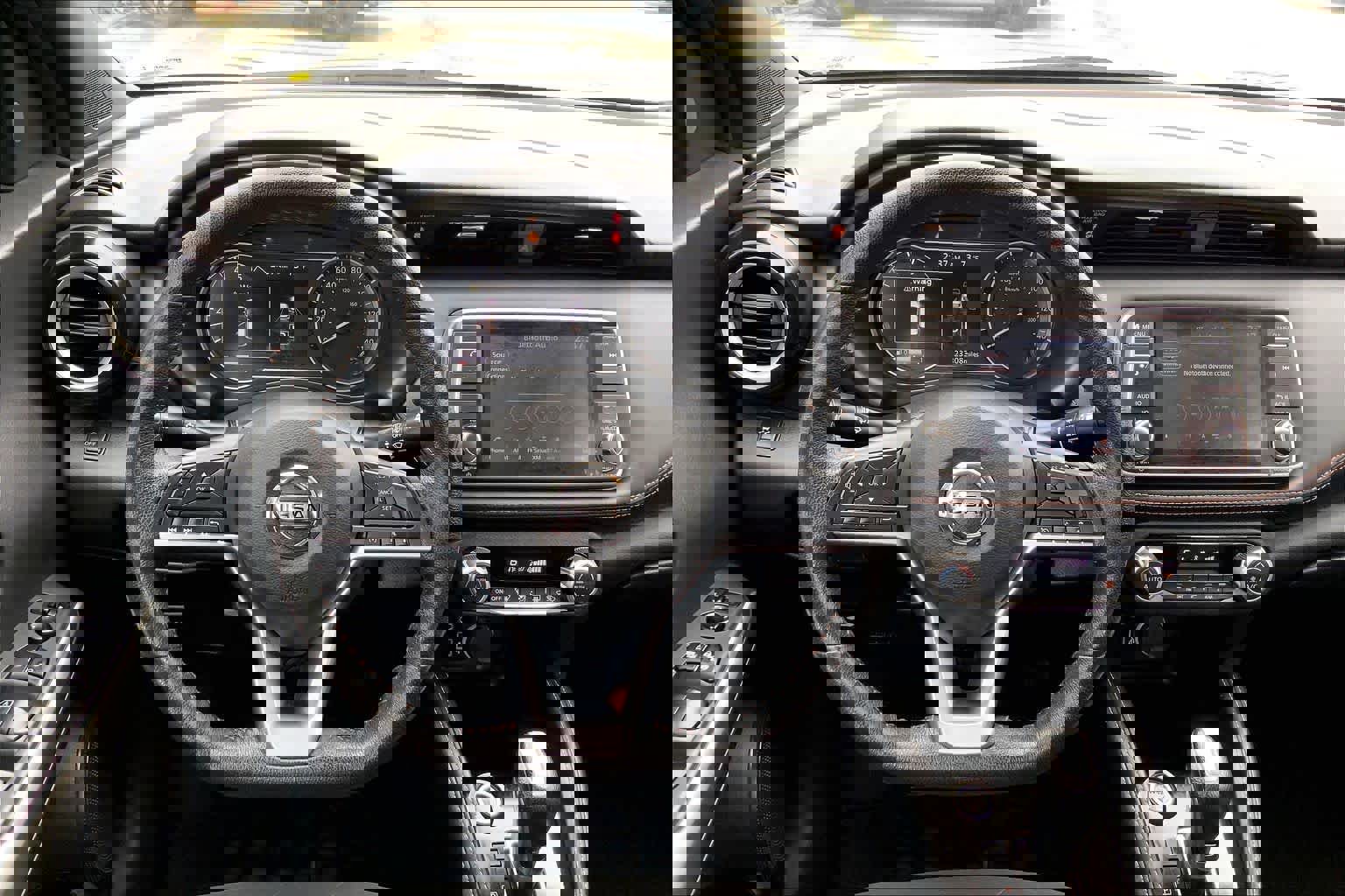 Used 2019 Nissan Kicks SR image 6