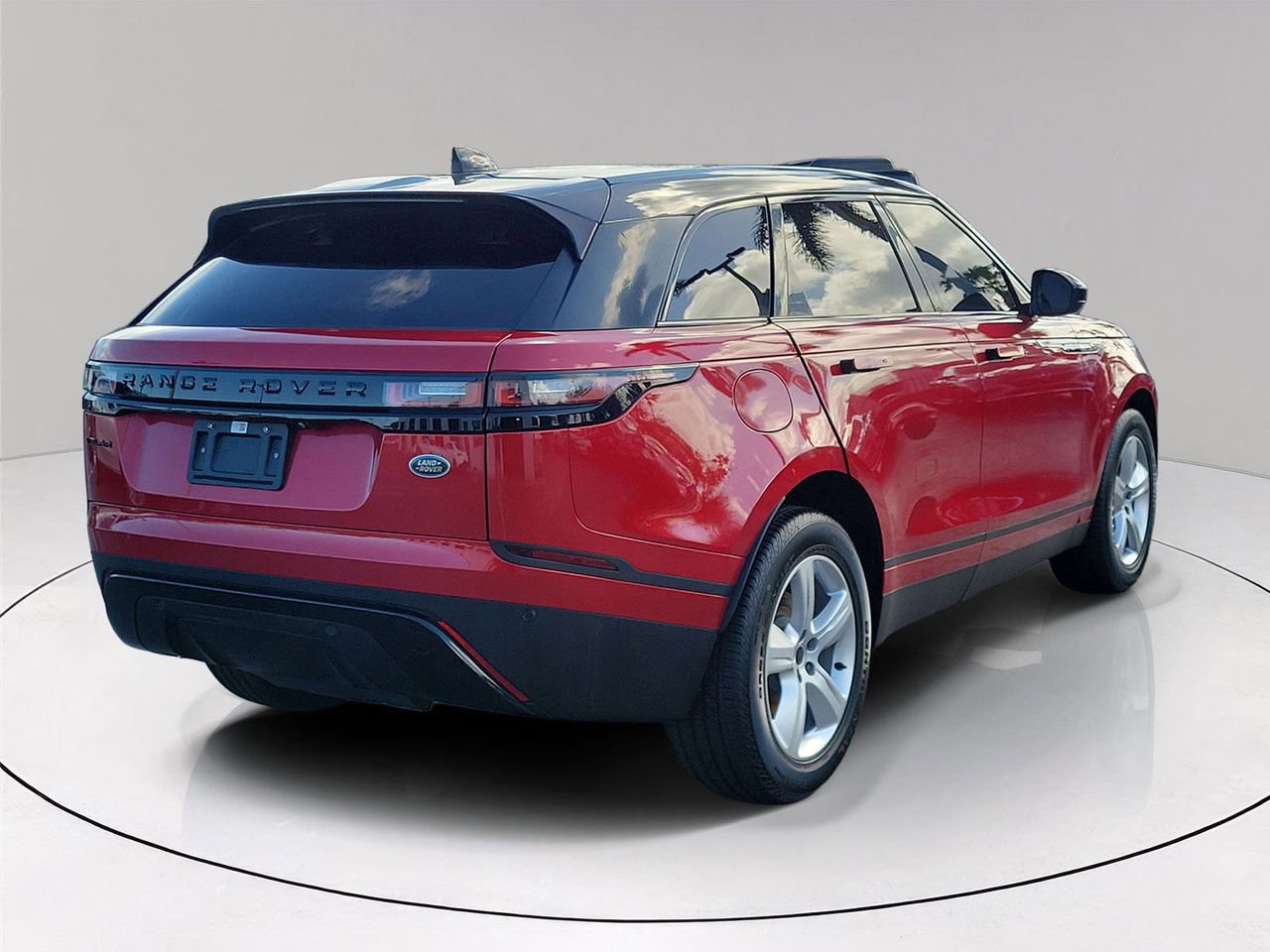 Used 2022 Land Rover Range Rover Velar S AWD/4WD image 6