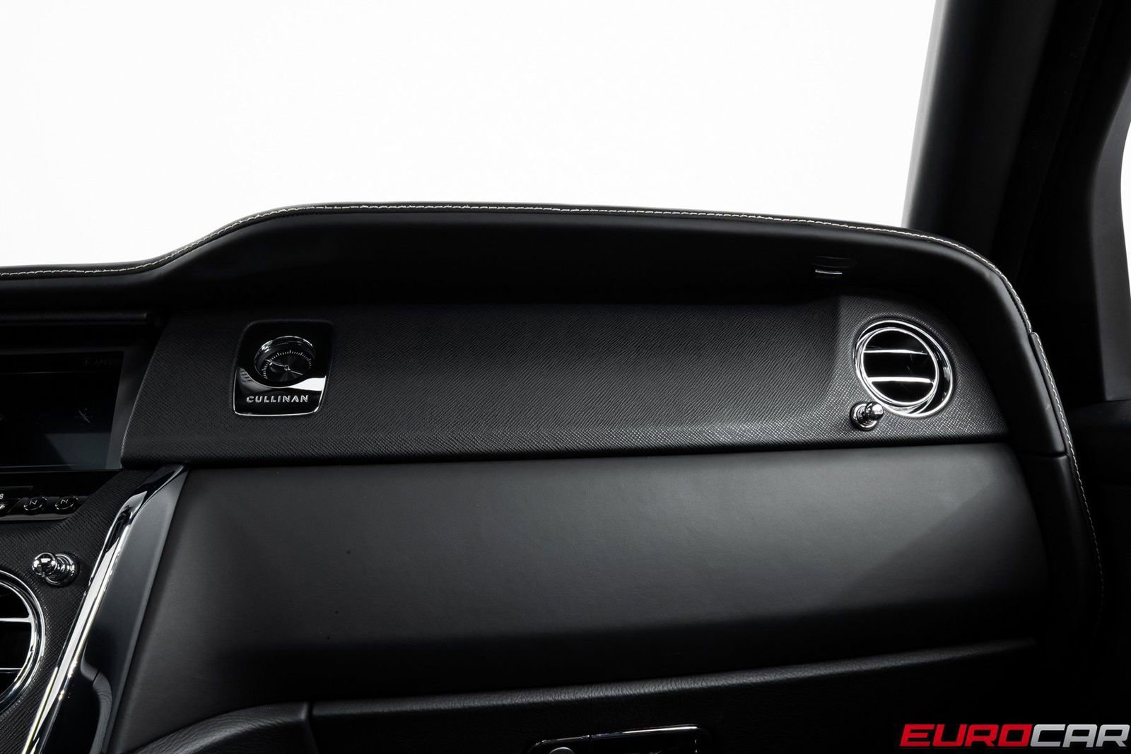 Used 2020 Rolls-Royce Cullinan image 29