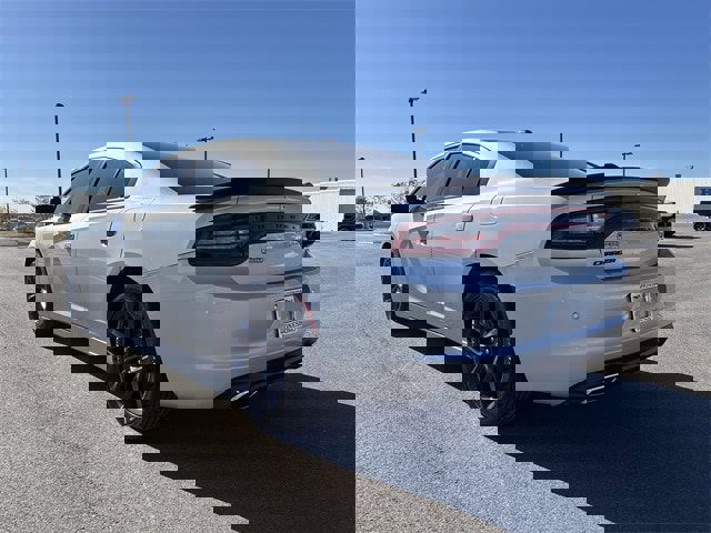 Used 2021 Dodge Charger SXT w/ Blacktop Package image 3